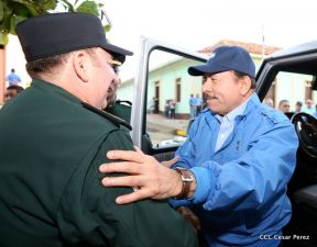 Daniel y Rosario presiden acto del 122 Aniversario del Natalicio del General Sandino