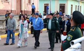 Daniel y Rosario presiden acto del 122 Aniversario del Natalicio del General Sandino