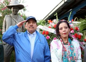 Daniel y Rosario presiden acto del 122 Aniversario del Natalicio del General Sandino