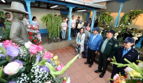 Daniel y Rosario presiden acto del 122 Aniversario del Natalicio del General Sandino