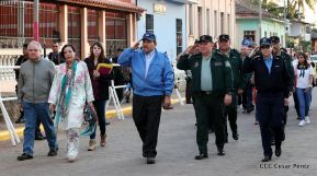 Daniel y Rosario presiden acto del 122 Aniversario del Natalicio del General Sandino