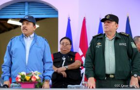 Daniel y Rosario presiden acto del 122 Aniversario del Natalicio del General Sandino