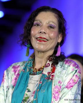 Daniel y Rosario presiden acto del 122 Aniversario del Natalicio del General Sandino