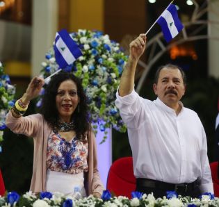 Presidente Daniel recibe Antorcha Centroamericana