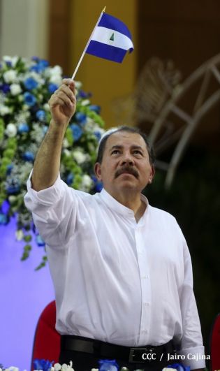 Presidente Daniel recibe Antorcha Centroamericana