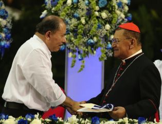 Presidente Daniel recibe Antorcha Centroamericana