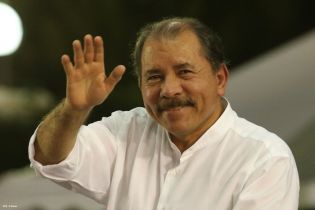 Presidente Daniel recibe Antorcha Centroamericana