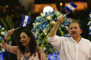 Presidente Daniel recibe Antorcha Centroamericana