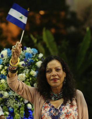 Presidente Daniel recibe Antorcha Centroamericana