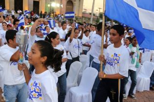 Presidente Daniel recibe Antorcha Centroamericana