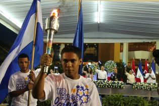 Presidente Daniel recibe Antorcha Centroamericana