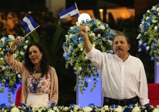 Presidente Daniel recibe Antorcha Centroamericana