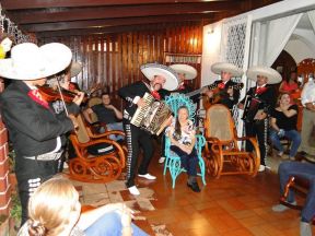 Presidente Daniel celebra el 84 aniversario natal de Blanca Segovia Sandino Aráuz