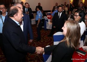 Comandante Daniel participa en clausura de Conferencia Business Future of the Americas 