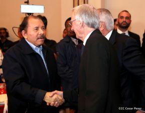 Comandante Daniel participa en clausura de Conferencia Business Future of the Americas 