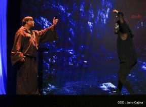 Presentación de la ópera "El Lobo y el Santo" en el Teatro Rubén Darío