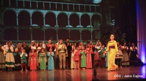 Presentación de la ópera "El Lobo y el Santo" en el Teatro Rubén Darío