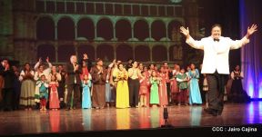 Presentación de la ópera "El Lobo y el Santo" en el Teatro Rubén Darío