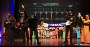 Presentación de la ópera "El Lobo y el Santo" en el Teatro Rubén Darío
