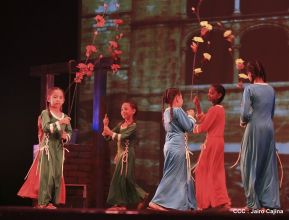 Presentación de la ópera "El Lobo y el Santo" en el Teatro Rubén Darío