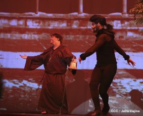 Presentación de la ópera "El Lobo y el Santo" en el Teatro Rubén Darío