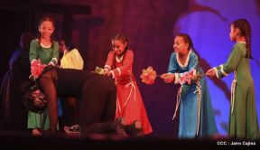 Presentación de la ópera "El Lobo y el Santo" en el Teatro Rubén Darío