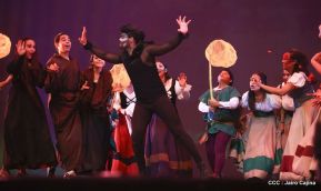 Presentación de la ópera "El Lobo y el Santo" en el Teatro Rubén Darío