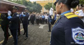 Daniel y Rosario rinden homenaje al Padre Miguel D'Escoto
