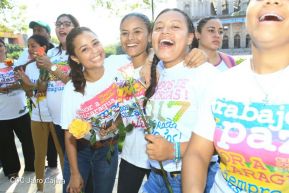 "Una flor para Carlos"