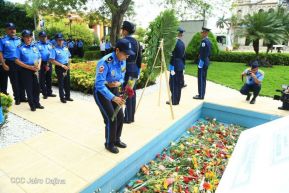 "Una flor para Carlos"