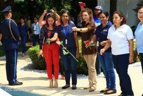 "Una flor para Carlos"