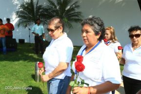 "Una flor para Carlos"