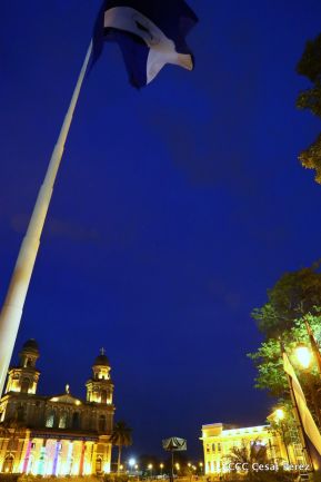 Daniel y Rosario en acto central del natalicio del Comandante Carlos Fonseca Amador