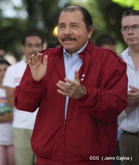 Daniel y Rosario en acto central del natalicio del Comandante Carlos Fonseca Amador