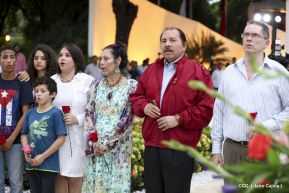 Daniel y Rosario en acto central del natalicio del Comandante Carlos Fonseca Amador