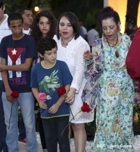 Daniel y Rosario en acto central del natalicio del Comandante Carlos Fonseca Amador