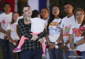 Daniel y Rosario en acto central del natalicio del Comandante Carlos Fonseca Amador