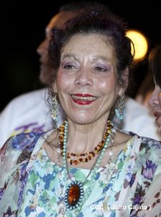 Daniel y Rosario en acto central del natalicio del Comandante Carlos Fonseca Amador