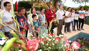 Daniel y Rosario en acto central del natalicio del Comandante Carlos Fonseca Amador