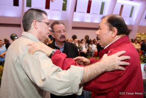 Comandante Daniel y Compañera Rosario encabezan Congreso Sandinista Nacional