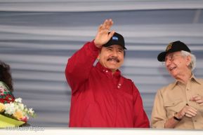Daniel y Rosario junto al pueblo celebran 38 años del Repliegue a Masaya