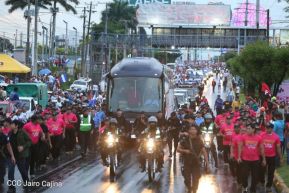 Daniel y Rosario junto al pueblo celebran 38 años del Repliegue a Masaya