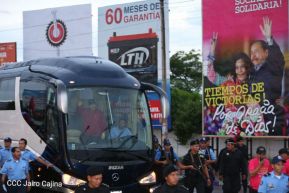 Daniel y Rosario junto al pueblo celebran 38 años del Repliegue a Masaya