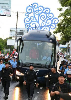 Daniel y Rosario junto al pueblo celebran 38 años del Repliegue a Masaya