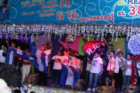 Daniel y Rosario junto al pueblo celebran 38 años del Repliegue a Masaya