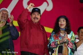 Daniel y Rosario junto al pueblo celebran 38 años del Repliegue a Masaya