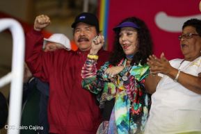 Daniel y Rosario junto al pueblo celebran 38 años del Repliegue a Masaya