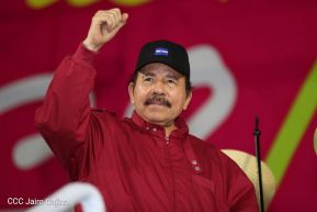 Daniel y Rosario junto al pueblo celebran 38 años del Repliegue a Masaya