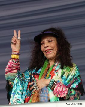 Daniel y Rosario junto al pueblo celebran 38 años del Repliegue a Masaya