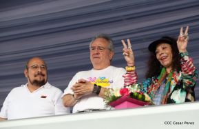 Daniel y Rosario junto al pueblo celebran 38 años del Repliegue a Masaya